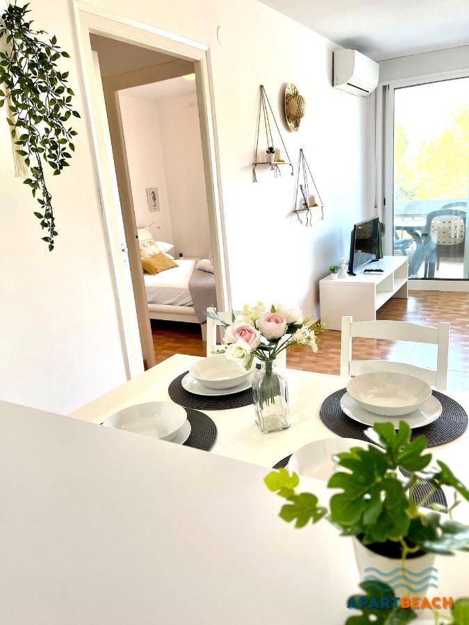 Apartbeach Cye 6 Climatizado Y Junto Playa Salou Bagian luar foto